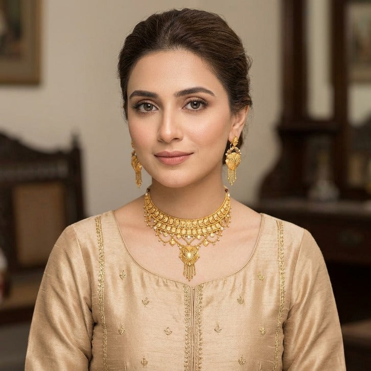 Gold Polish Necklace Set